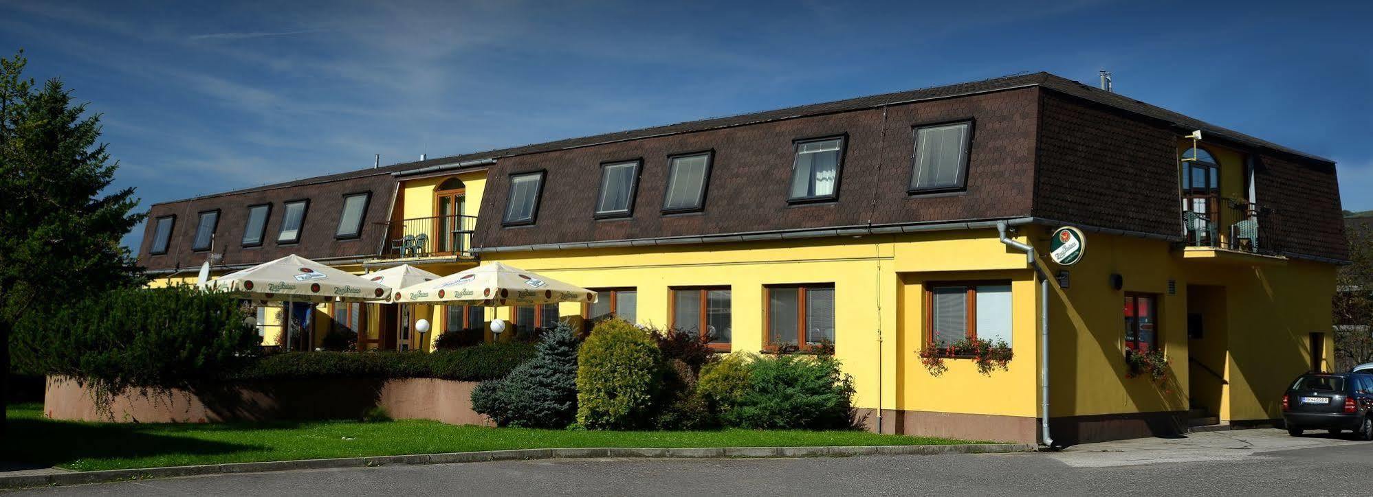 Penzion Agrothermal Bešeňová 외부 사진